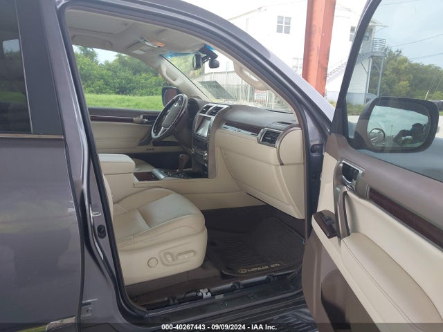 JTJJM7FX8J5203595 Lexus 460 Luxury