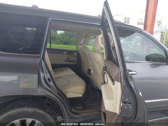JTJJM7FX8J5203595 Lexus 460 Luxury