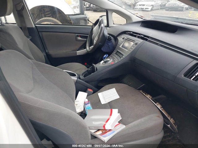 Toyota Prius Two 2015 JTDKN3DU2F1999278 Image 5