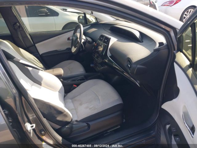 JTDKBRFU9H3025331 Toyota Prius Two