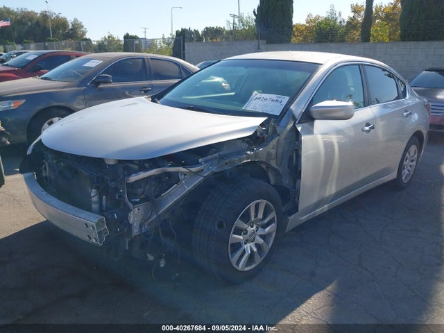 Nissan Altima 2.5 S 2014 1N4AL3AP3EC122890 Image 2