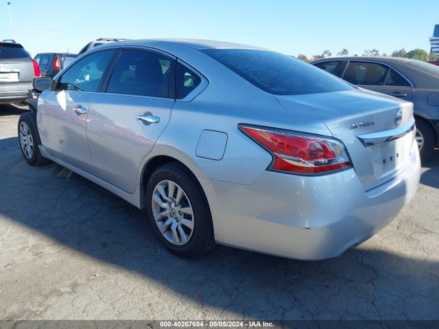 Nissan Altima 2.5 S 2014 1N4AL3AP3EC122890 Image 3