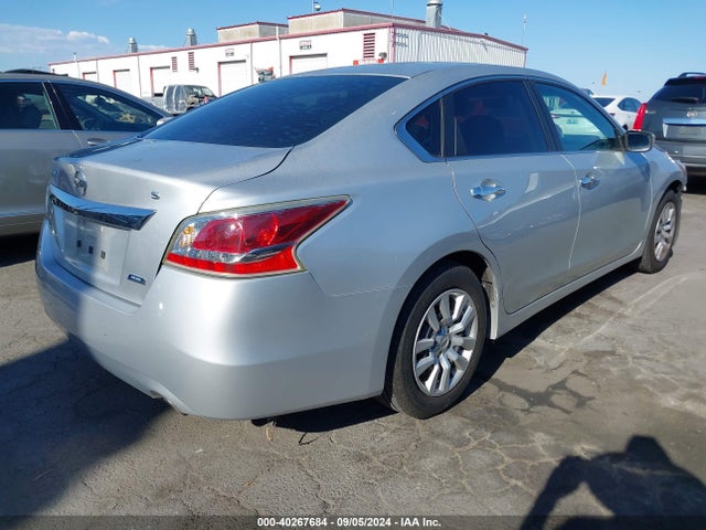 Nissan Altima 2.5 S 2014 1N4AL3AP3EC122890 Image 4