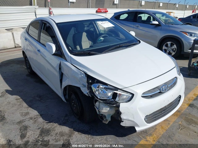 2017 KMHCT4AE6HU388180 zdjęcie główne