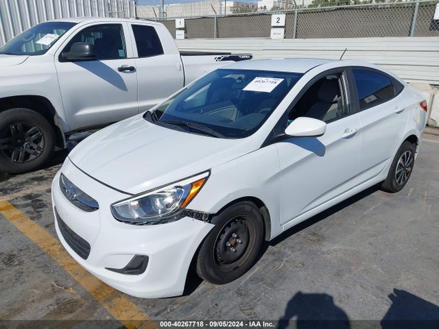 Hyundai ACCENT SE 2017 KMHCT4AE6HU388180 Image 2