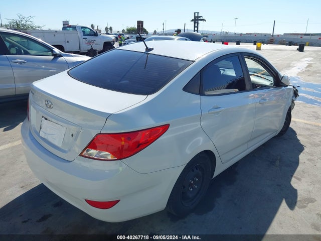 Hyundai ACCENT SE 2017 KMHCT4AE6HU388180 Image 4