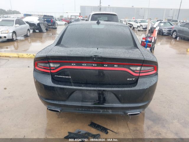 2C3CDXHG5FH844815 Dodge Charger Sxt