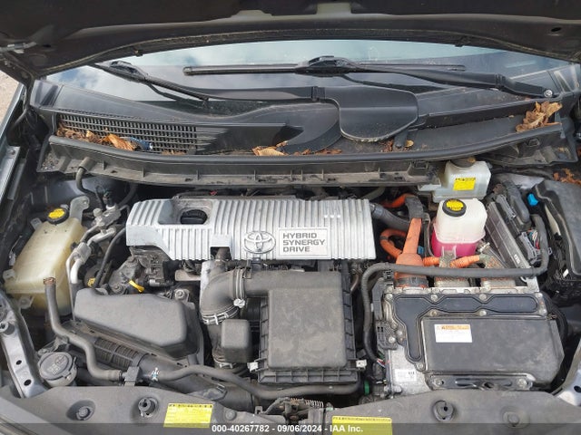 Toyota Prius V Two 2014 JTDZN3EU7E3318628 Image 10