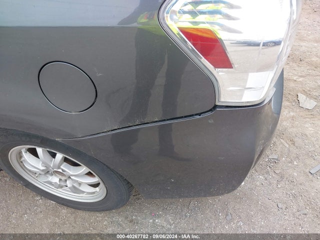 Toyota Prius V Two 2014 JTDZN3EU7E3318628 Image 12