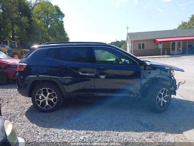 Jeep Compass Limited 4x4 2024 3C4NJDCN4RT175319 Image 14
