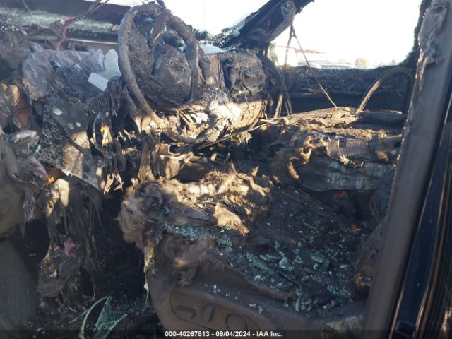 1GTUUCED2NZ593155 GMC Sierra 1500 4wd  Short Box Elevation With 3sb