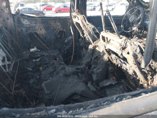 1GTUUCED2NZ593155 GMC Sierra 1500 4wd  Short Box Elevation With 3sb