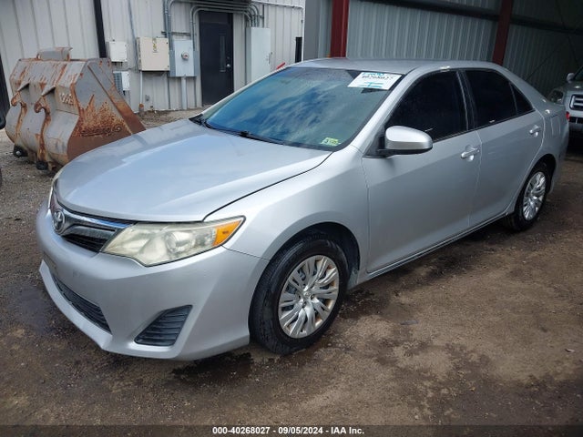 Toyota CAMRY LE 2014 4T4BF1FK2ER442544 Image 2