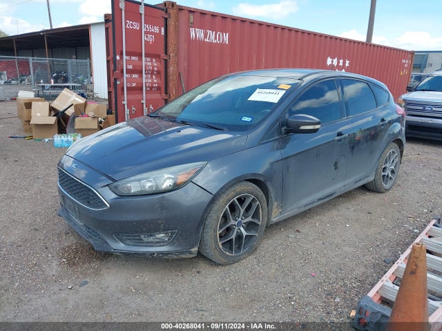 Ford FOCUS SEL 2017 1FADP3M23HL200994 Image 2