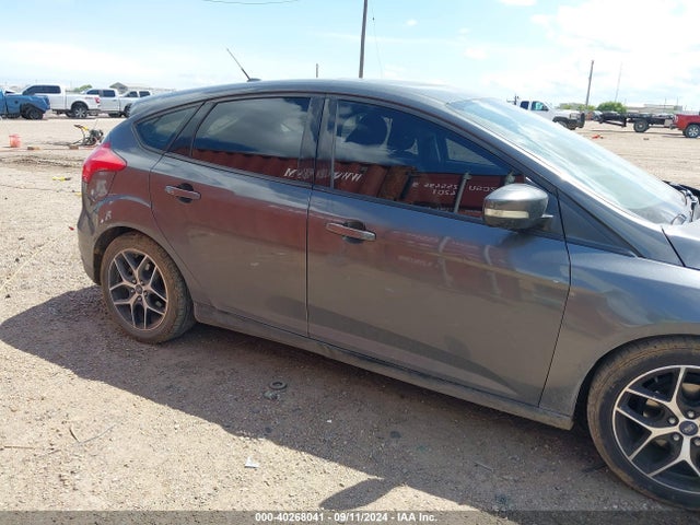 Ford FOCUS SEL 2017 1FADP3M23HL200994 Image 6