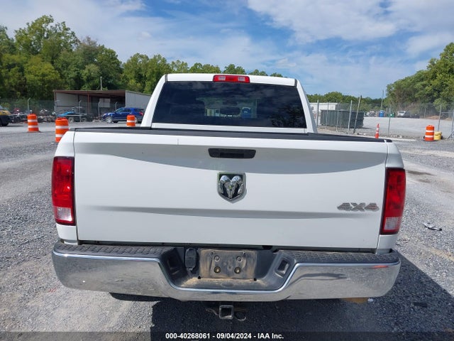 3C6RR7KT8MG670501 RAM 1500 Classic Tradesman  4x4 5'7 Box