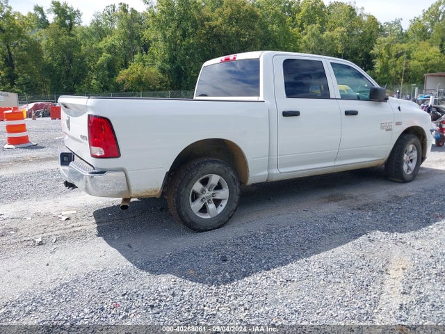 3C6RR7KT8MG670501 RAM 1500 Classic Tradesman  4x4 5'7 Box