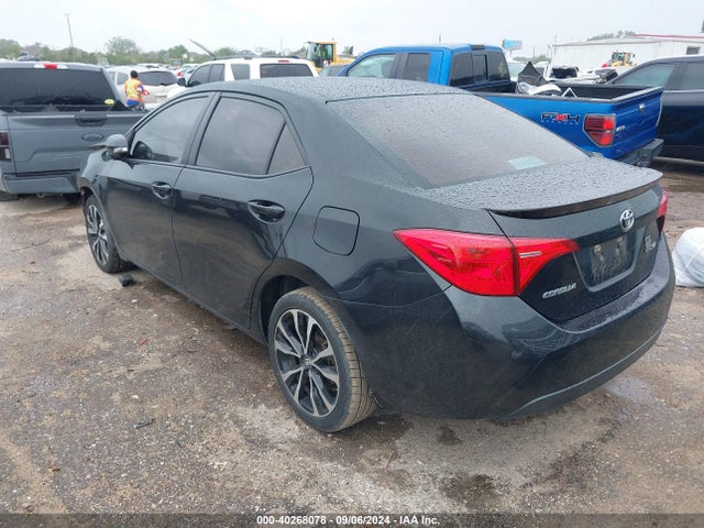 Toyota COROLLA SE 2017 5YFBURHE6HP712578 Image 3