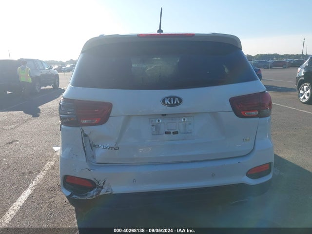 KIA Sorento 3.3l S 2019 5XYPG4A52KG593711 Image 16