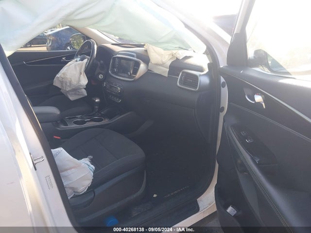 KIA Sorento 3.3l S 2019 5XYPG4A52KG593711 Image 5