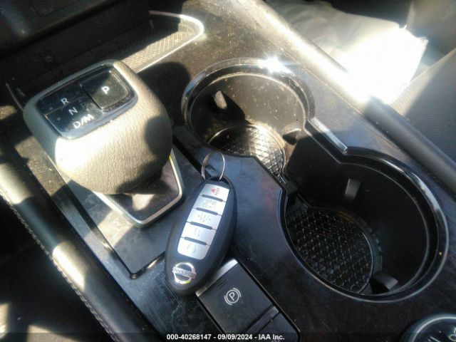 JN8AT3DD8MW310236 Nissan Rogue Platinum Intelligent Awd