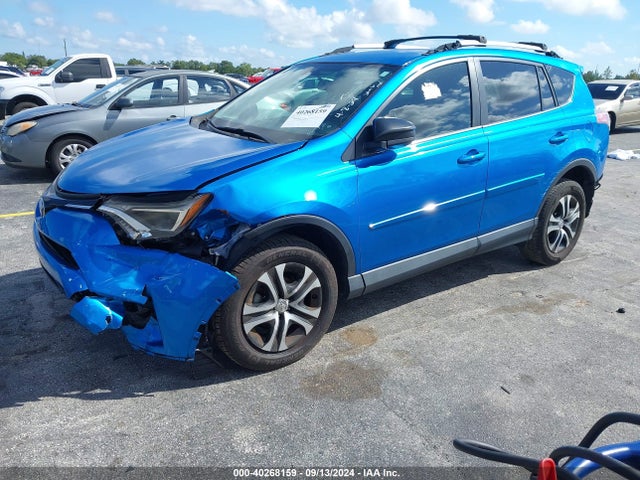 Toyota RAV4 LE 2016 2T3ZFREV9GW239504 Image 2
