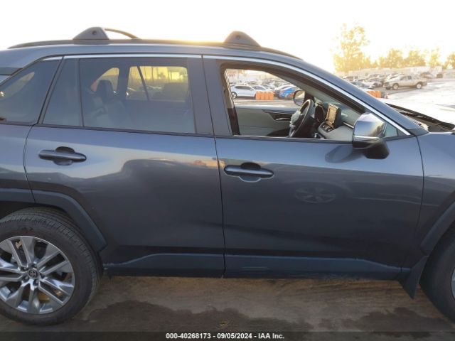 2T3A1RFV6NC272582 Toyota Rav4 Xle Premium