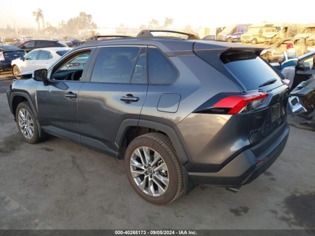 2T3A1RFV6NC272582 Toyota Rav4 Xle Premium