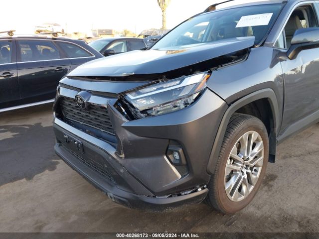 2T3A1RFV6NC272582 Toyota Rav4 Xle Premium