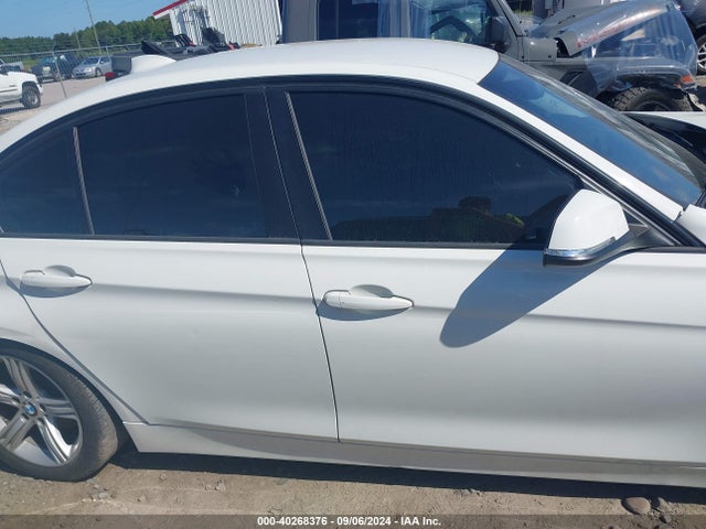 BMW 328I 2015 WBA3A5C52FF609446 Image 14