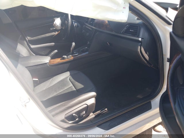 BMW 328I 2015 WBA3A5C52FF609446 Image 5