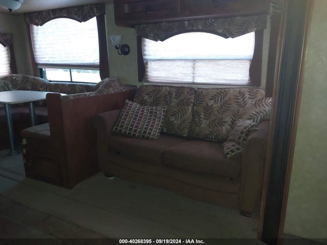 2012 Coachmen Catalina Series M32 მანქანა იყიდება აუქციონზე, vin: 5ZT2CAXB3CT002808, აუქციონის ნომერი: 40268395