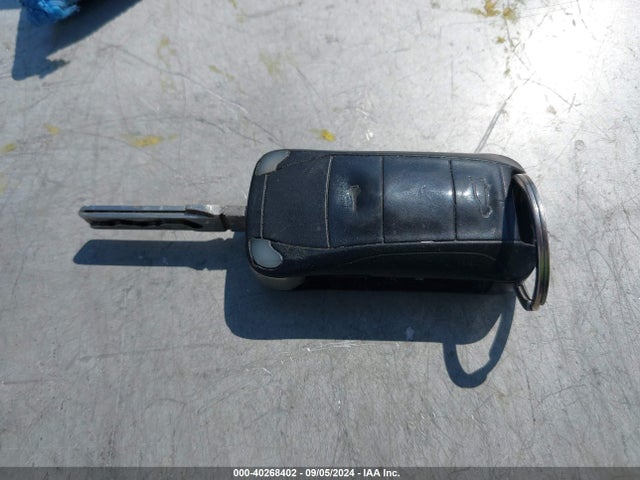 2004 PORSCHE CAYENNE WP1AB29P34LA70637 Photo 10