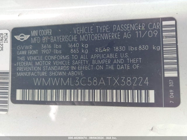 2010 MINI COOPER CLUBMAN WMWML3C58ATX38224 Photo 8