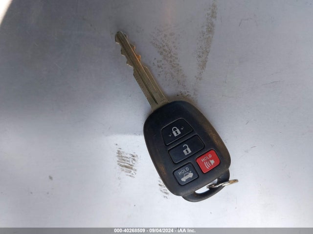 Toyota COROLLA SE 2017 5YFBURHE6HP655301 Image 11