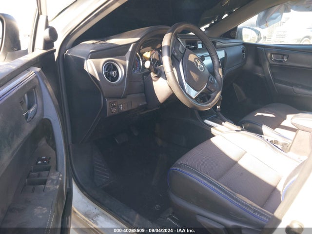 Toyota COROLLA SE 2017 5YFBURHE6HP655301 Image 5