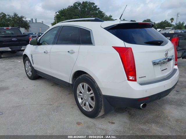2011 CADILLAC SRX 3GYFNAEY7BS584662 Photo 2