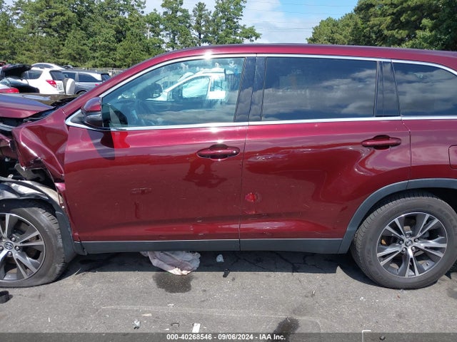 Toyota Highlander Le 2019 5TDBZRFH4KS741591 Image 14