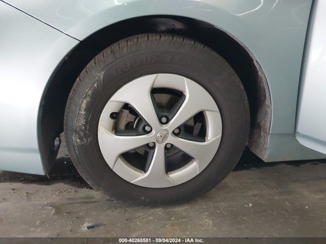 JTDKN3DU7F1900292 Toyota Prius Three