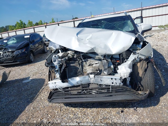 Toyota Highlander Xle 2022 5TDGZRAH1NS129365 Image 13