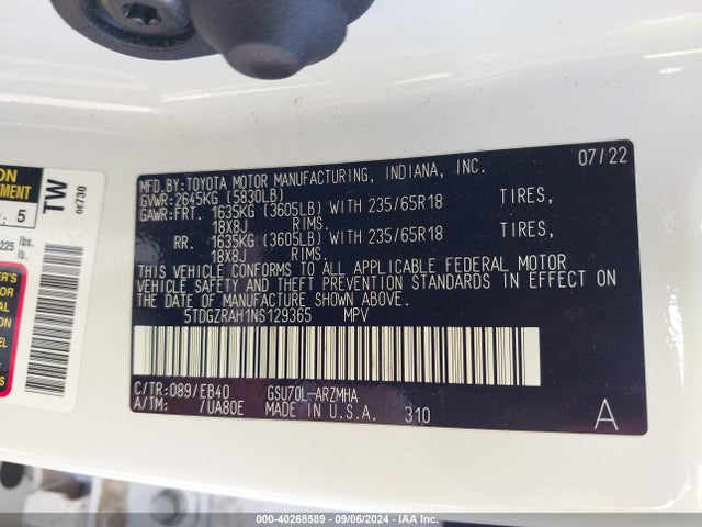 Toyota Highlander Xle 2022 5TDGZRAH1NS129365 Image 9