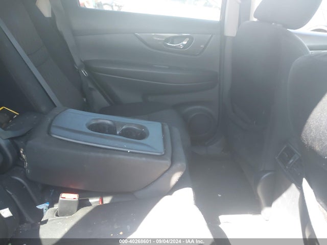 Nissan ROGUE S 2019 5N1AT2MT0KC725879 Image 8