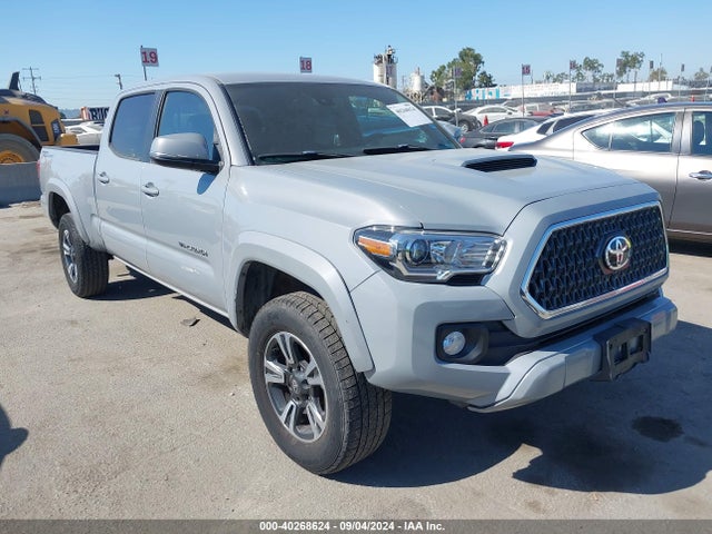 Toyota Tacoma Trd Sport 2018 5TFBZ5DNXJX004227 главное изображение
