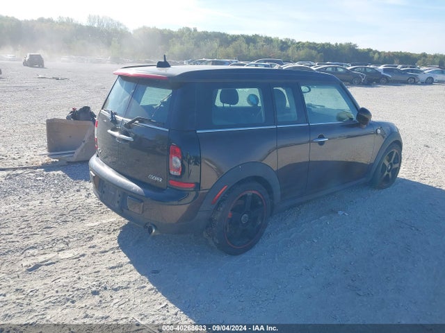 2010 MINI COOPER CLUBMAN WMWML3C52ATX51910 Photo 3