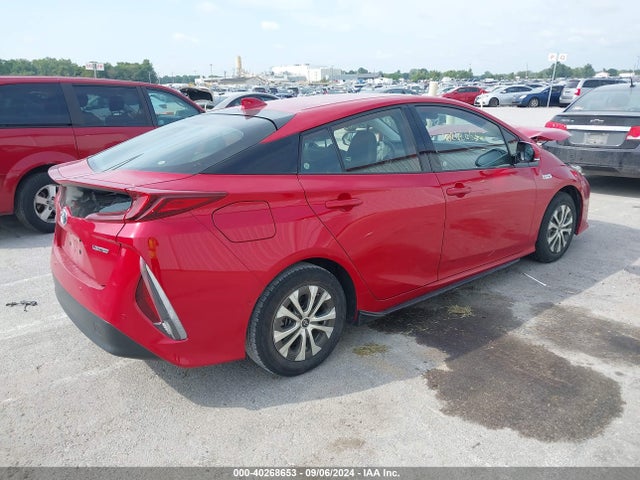 Toyota Prius Prime Limited 2020 JTDKARFP7L3152990 Image 4