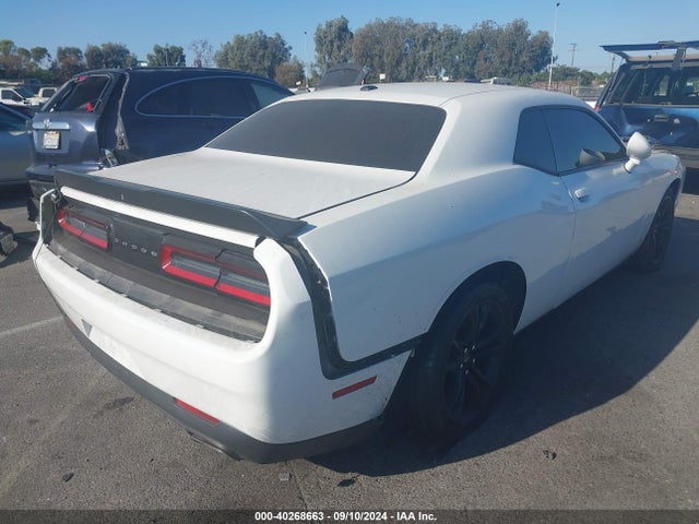 Dodge Challenger Sxt 2018 2C3CDZAG2JH280507 Image 4