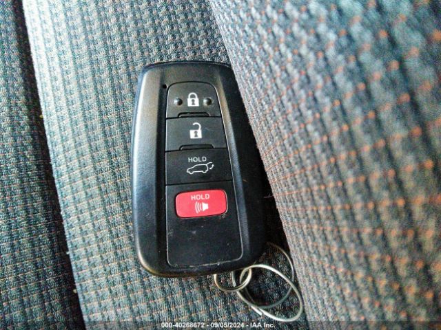 5TDBBRCH4NS560715 Toyota Highlander Hybrid Le