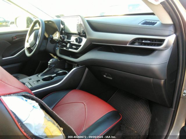 5TDBBRCH4NS560715 Toyota Highlander Hybrid Le