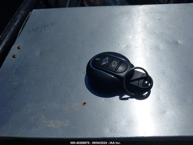 2018 MINI COUNTRYMAN WMZYT3C32J3E00808 Photo 10