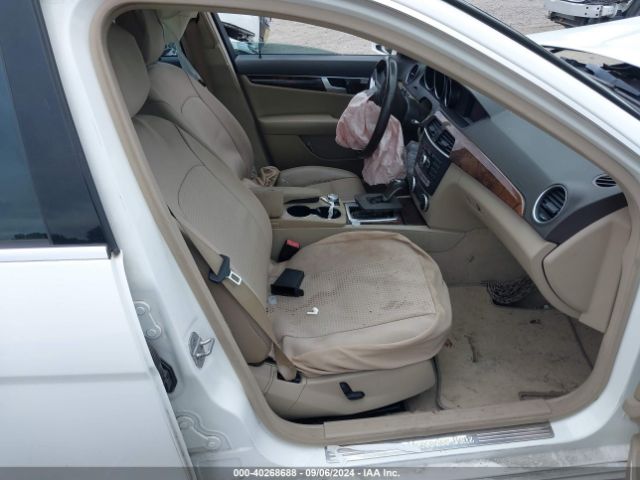 WDDGF4HB1EG235201 Mercedes-Benz C 250 Luxury/sport